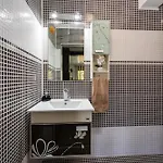 Komitata-pool And Jacuzzi