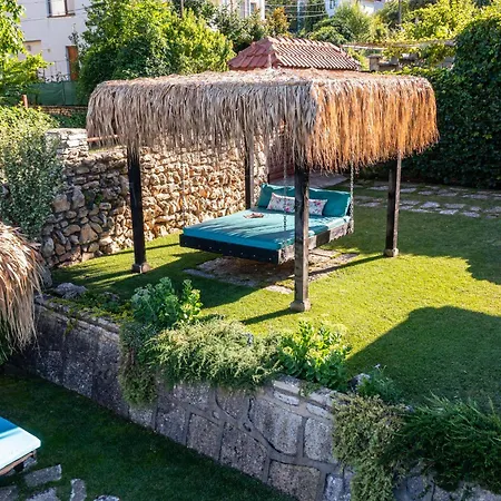 Komitata-pool&jacuzzi Villa